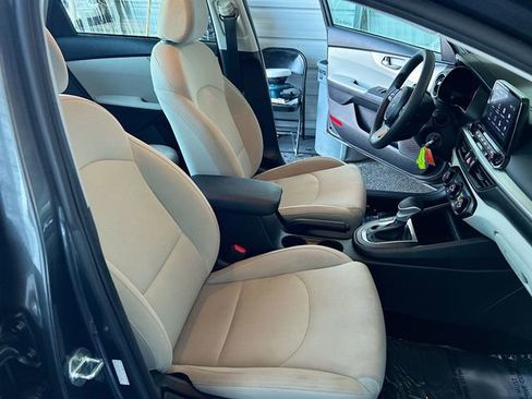 Used 2023 Kia Forte LXS FWD image 21