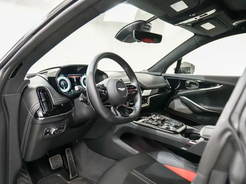 Used 2025 Aston Martin DBX 707 AWD/4WD image 4