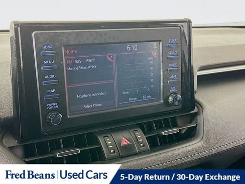 Used 2019 Toyota RAV4 XLE Premium image 15