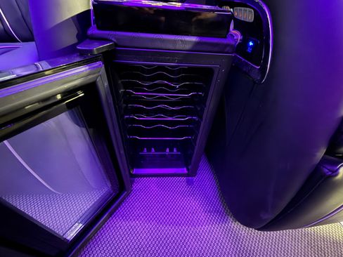 Used 2022 Mercedes-Benz Sprinter 3500 image 64