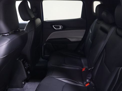 New 2026 Jeep Compass Limited AWD/4WD image 11