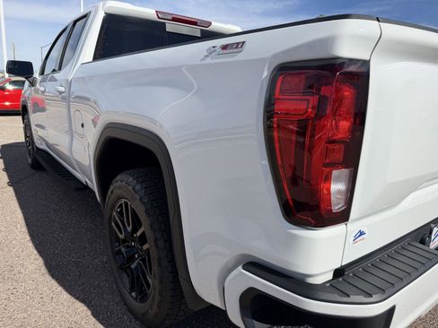 Used 2025 GMC Sierra 1500 Elevation w/ Preferred Package image 13