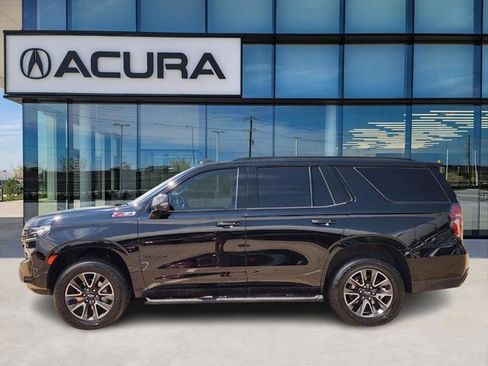 Used 2021 Chevrolet Tahoe Z71 w/ Z71 Off-Road Package image 3