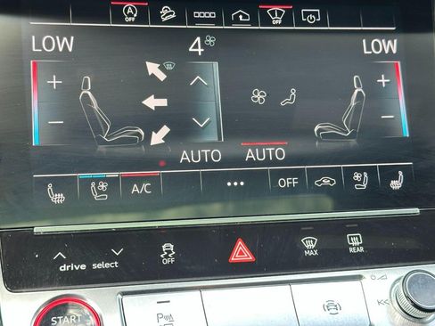 Used 2022 Audi SQ8 Prestige AWD/4WD image 24