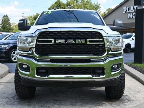 Used 2024 RAM 2500 Big Horn AWD/4WD image 2