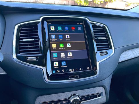 Used 2024 Volvo XC90 T8 Ultimate w/ Protection Package Premier AWD/4WD image 35