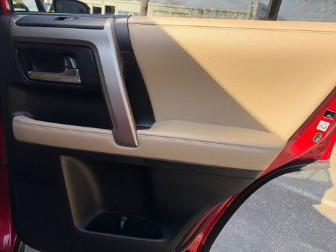 Used 2022 Toyota 4Runner SR5 image 37