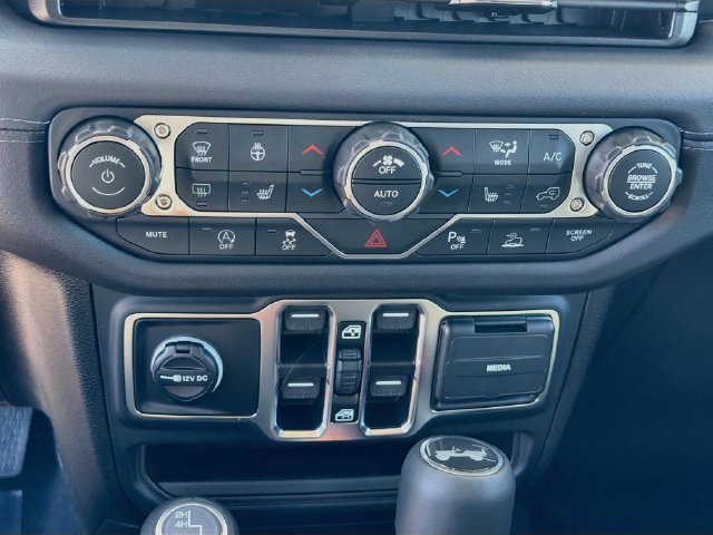 New 2027 Jeep Wrangler Unlimited Sahara AWD/4WD image 14