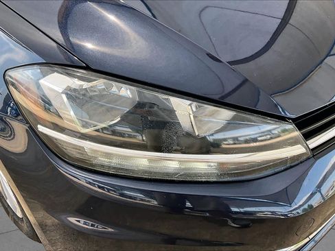 Used 2018 Volkswagen Golf S FWD image 28