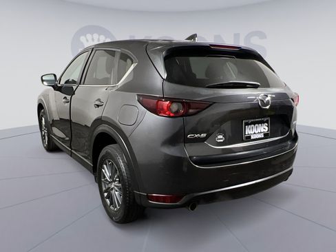 Used 2017 MAZDA CX-5 Touring image 4