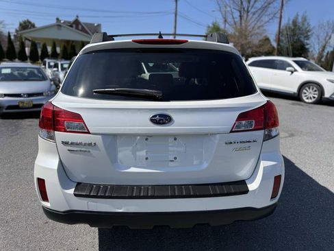 Used 2014 Subaru Outback 2.5i Premium image 6