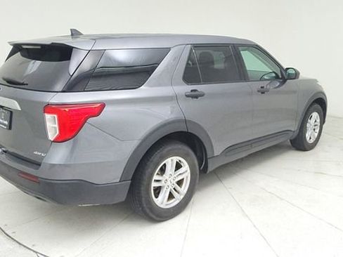 Used 2023 Ford Explorer 4WD image 5