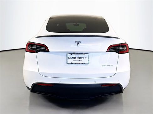 Used 2022 Tesla Model Y Performance image 6