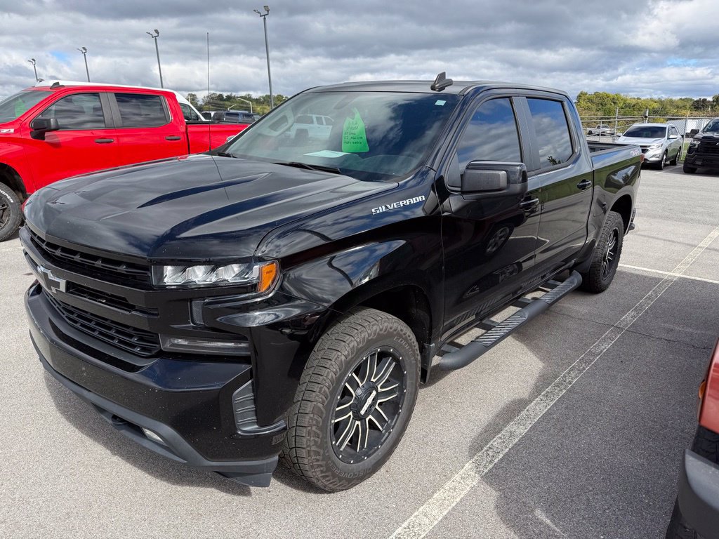 Used 2019 Chevrolet Silverado 1500 RST w/ All-Star Edition AWD/4WD image 2