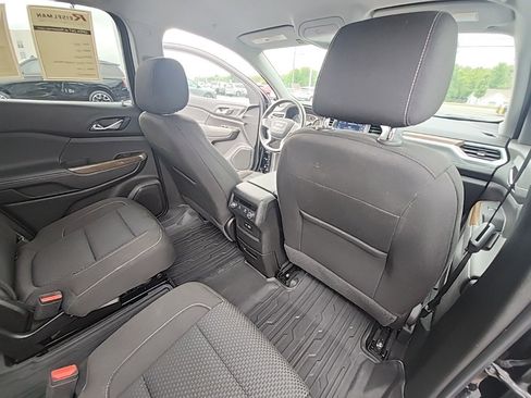 Certified 2023 GMC Acadia SLE w/ LPO, Floor Liner Package image 19