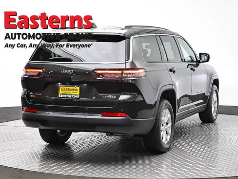 Used 2023 Jeep Grand Cherokee L Limited AWD/4WD image 5