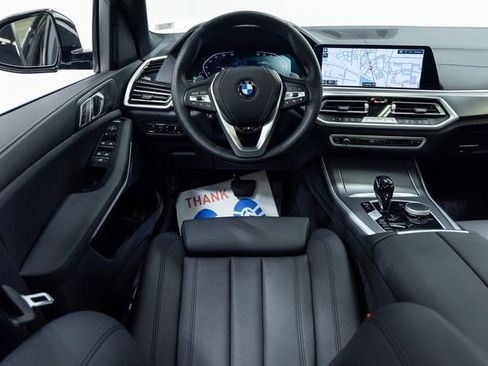 Certified 2022 BMW X5 xDrive40i w/ Premium Package image 3