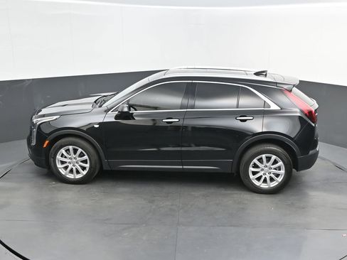 Used 2022 Cadillac XT4 Luxury w/ Cold Weather Package image 27