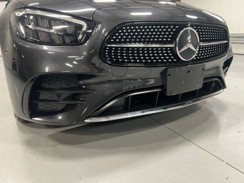 Used 2023 Mercedes-Benz E 350 4MATIC Sedan image 11