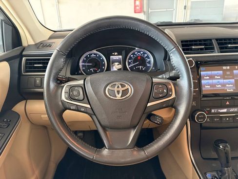 Used 2017 Toyota Camry XLE image 13