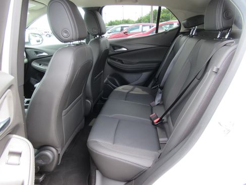 Used 2024 Buick Encore GX Preferred FWD image 30