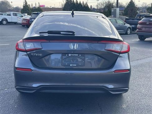Used 2024 Honda Civic EX-L image 5