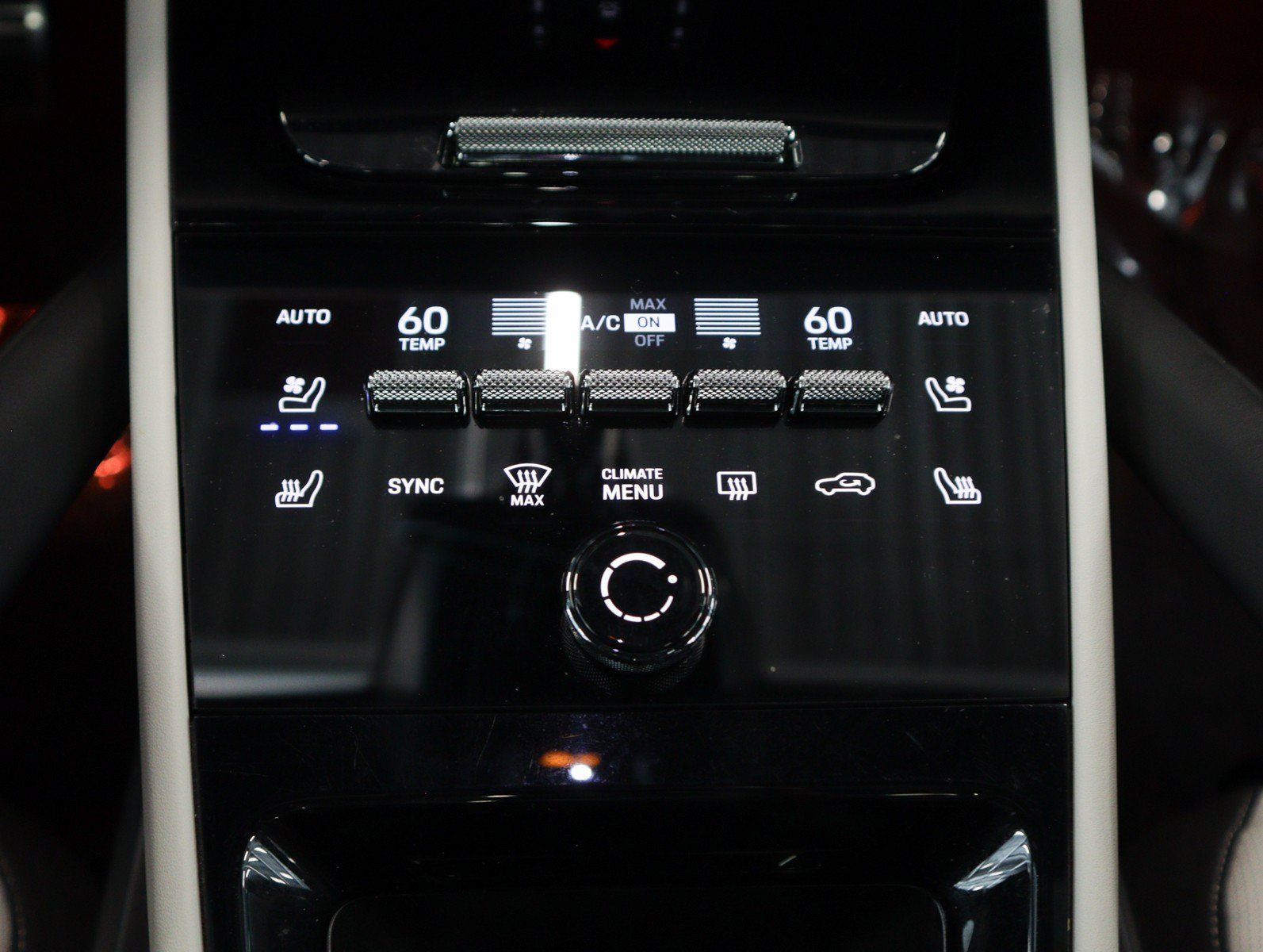 Certified 2025 Porsche Cayenne GTS AWD/4WD image 23