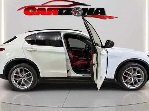 Used 2019 Alfa Romeo Stelvio Ti Sport w/ Quick Order Package 22S Sport AWD/4WD image 14