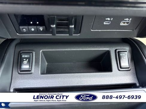 Used 2023 Nissan Titan PRO-4X w/ Pro-4x Convenience Package AWD/4WD image 27