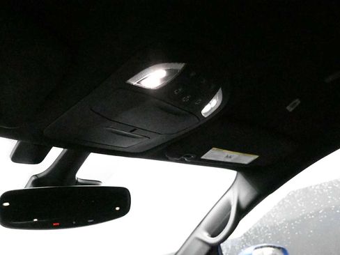 Used 2019 Chrysler Pacifica Touring-L Plus w/ Advanced Safetytec Group FWD image 12