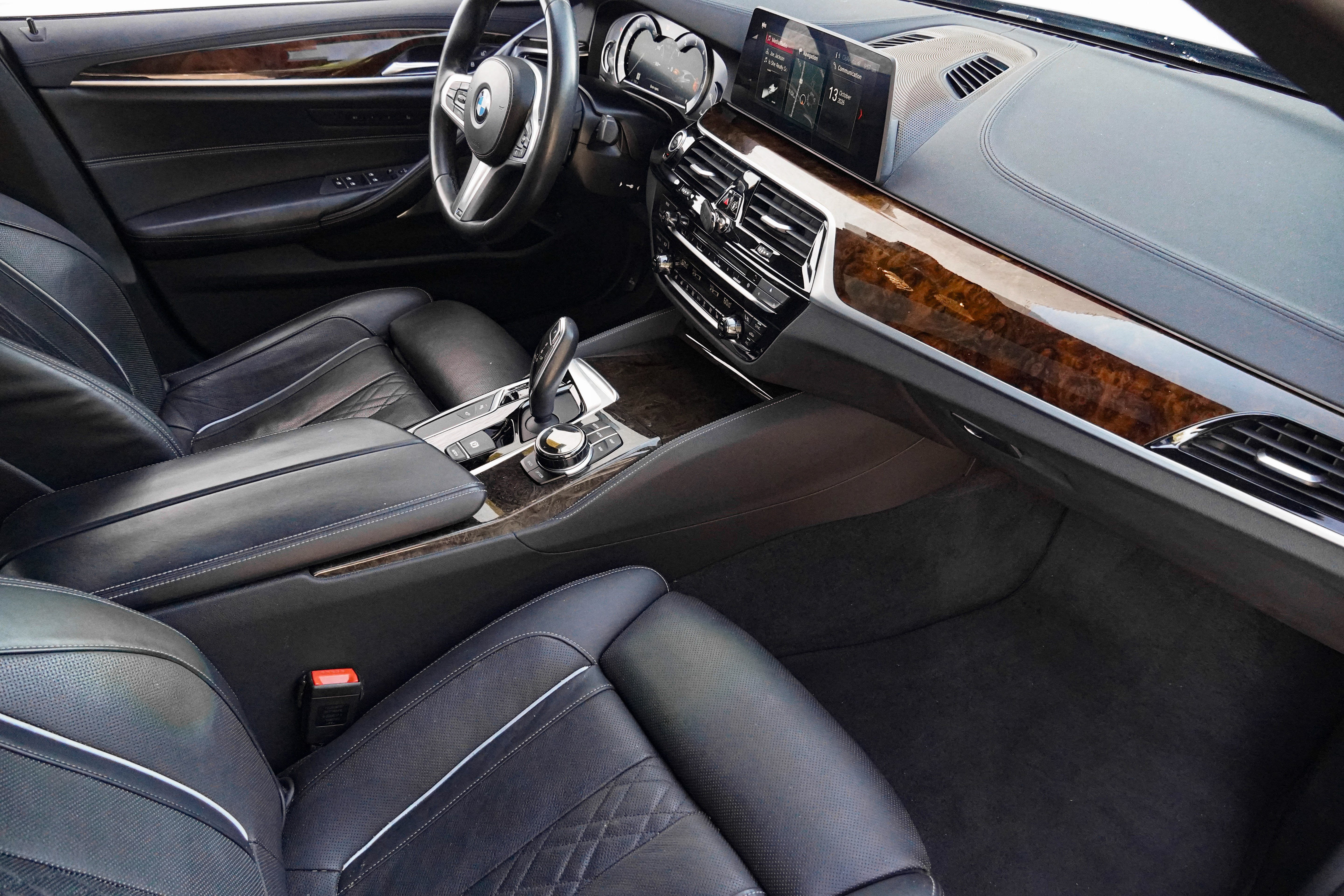 Used 2017 BMW 540i RWD image 10