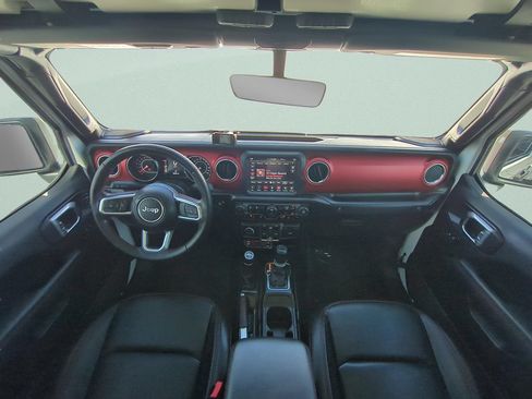 Used 2022 Jeep Gladiator Rubicon w/ LED Lighting Group AWD/4WD image 11