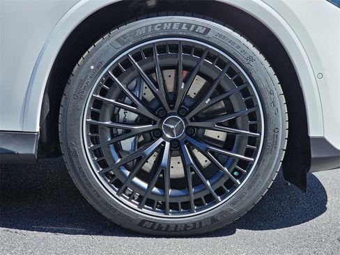 Used 2025 Mercedes-Benz GLC 43 AMG 4MATIC image 13