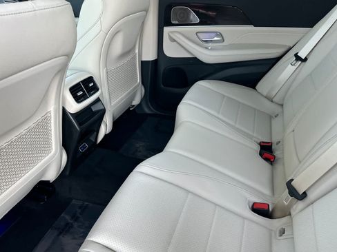 New 2026 Mercedes-Benz GLE 450 4MATIC image 11