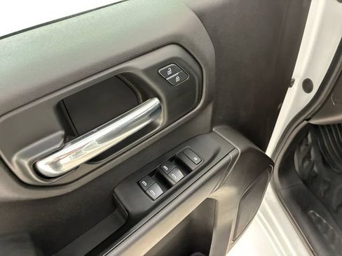 Used 2019 Chevrolet Silverado 1500 W/T w/ WT Appearance Package AWD/4WD image 13