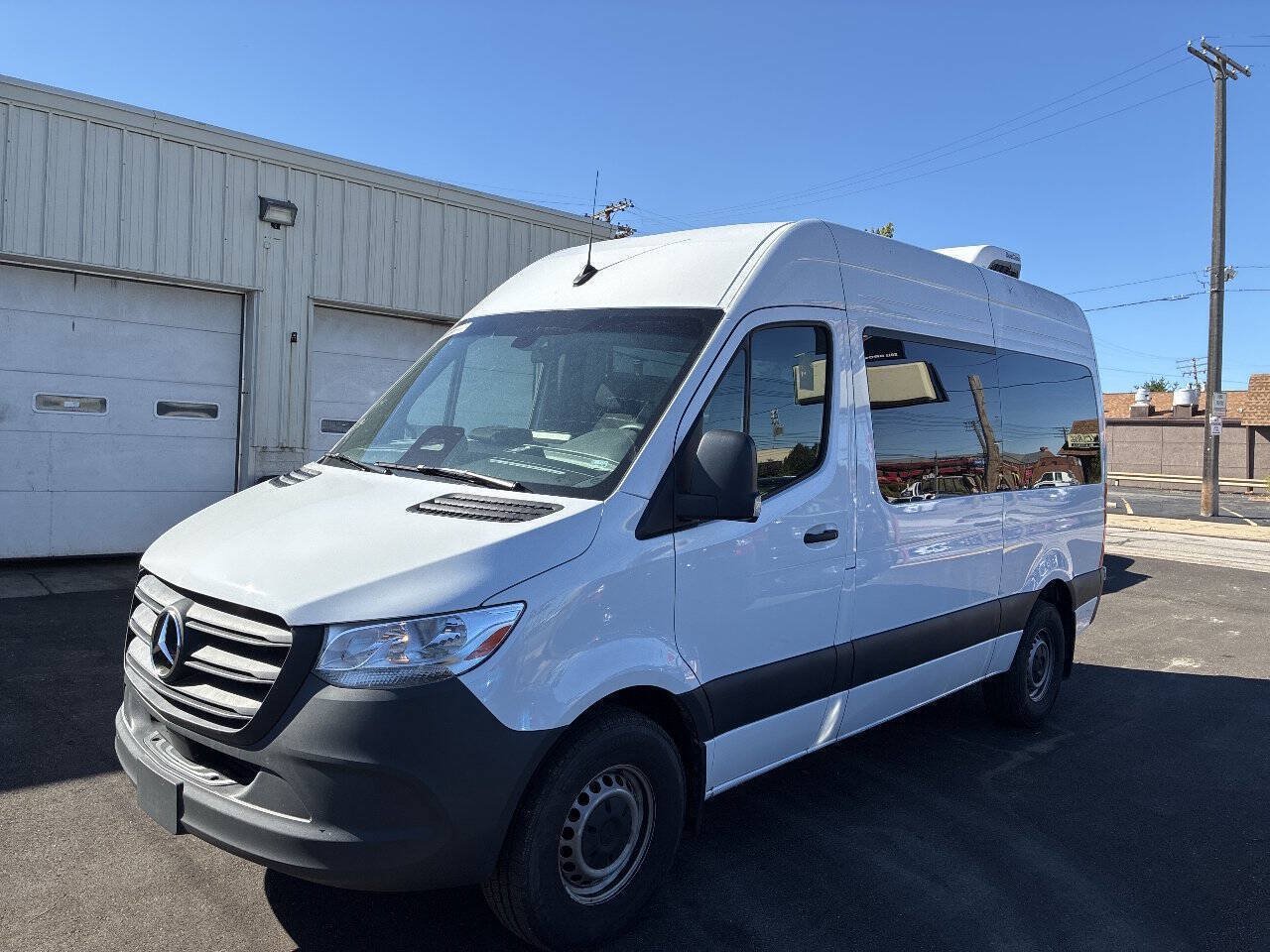 Used 2026 Mercedes-Benz Sprinter 2500 image 1