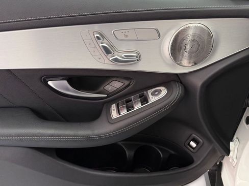 Used 2023 Mercedes-Benz GLC 300 4MATIC Coupe image 11