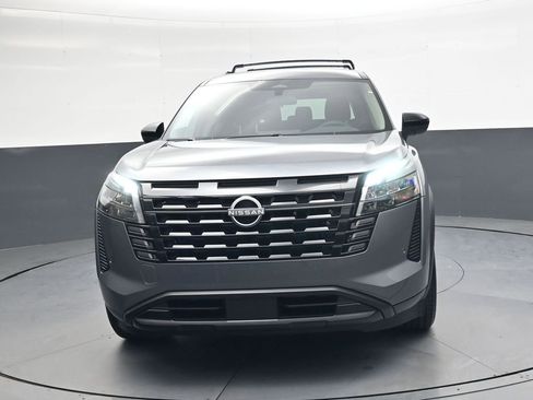 New 2026 Nissan Pathfinder SV image 9