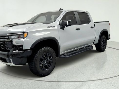 Used 2025 Chevrolet Silverado 1500 ZR2 w/ Technology Package AWD/4WD image 1