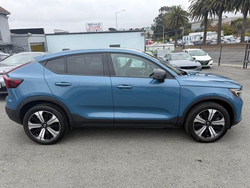 Used 2023 Volvo C40 P8 Recharge Plus w/ Protection Package Premier AWD/4WD image 4