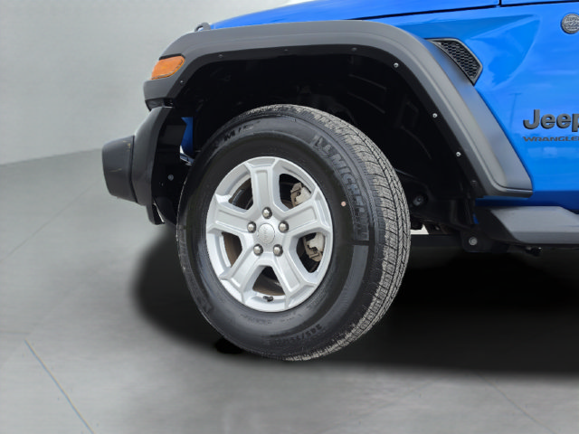 Used 2022 Jeep Wrangler Sport AWD/4WD image 37