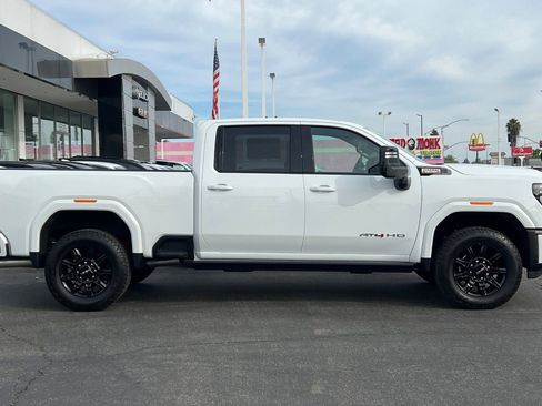 New 2026 GMC Sierra 2500 AT4 w/ AT4 Premium Plus Package image 4