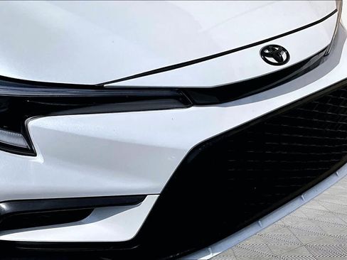 Used 2025 Toyota Corolla SE FWD image 30