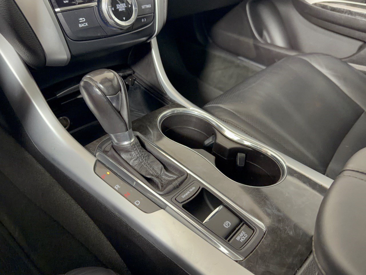 Used 2018 Acura TLX w/ Technology Package FWD image 21