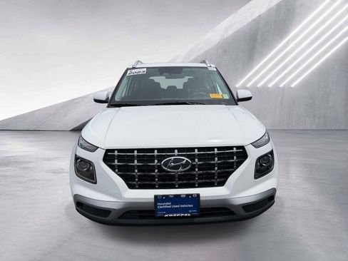 Certified 2023 Hyundai Venue SEL w/ Cargo Package FWD image 2