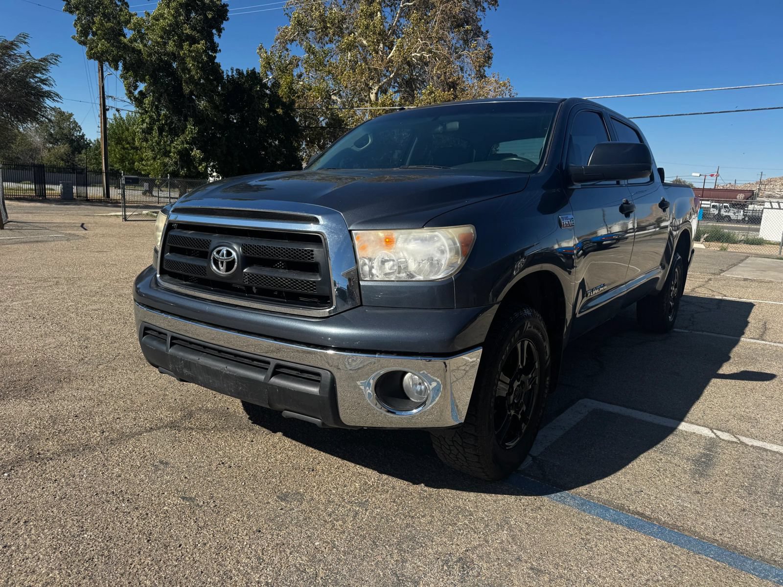 Used 2010 Toyota Tundra 4x4 CrewMax w/ Tow Pkg image 1