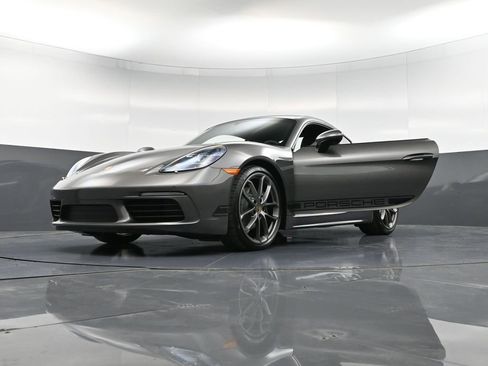 New 2025 Porsche 718 Cayman RWD image 35