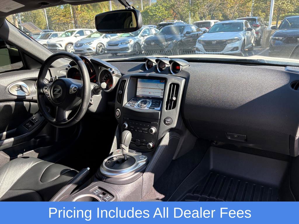 Used 2020 Nissan 370Z Touring Sport RWD image 9