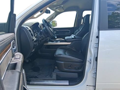 Used 2022 RAM 2500 Laramie AWD/4WD image 10