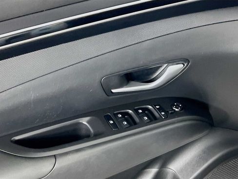 Used 2024 Hyundai Tucson SE FWD image 17
